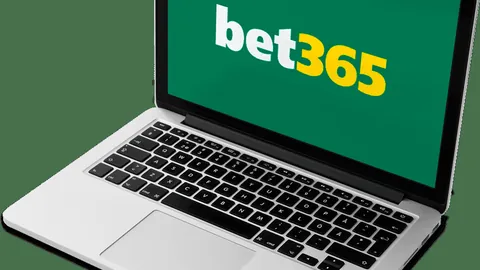 利兹联对阵桑德兰赛前分析：阵容齐整，仅两名首发可能轮换休息！